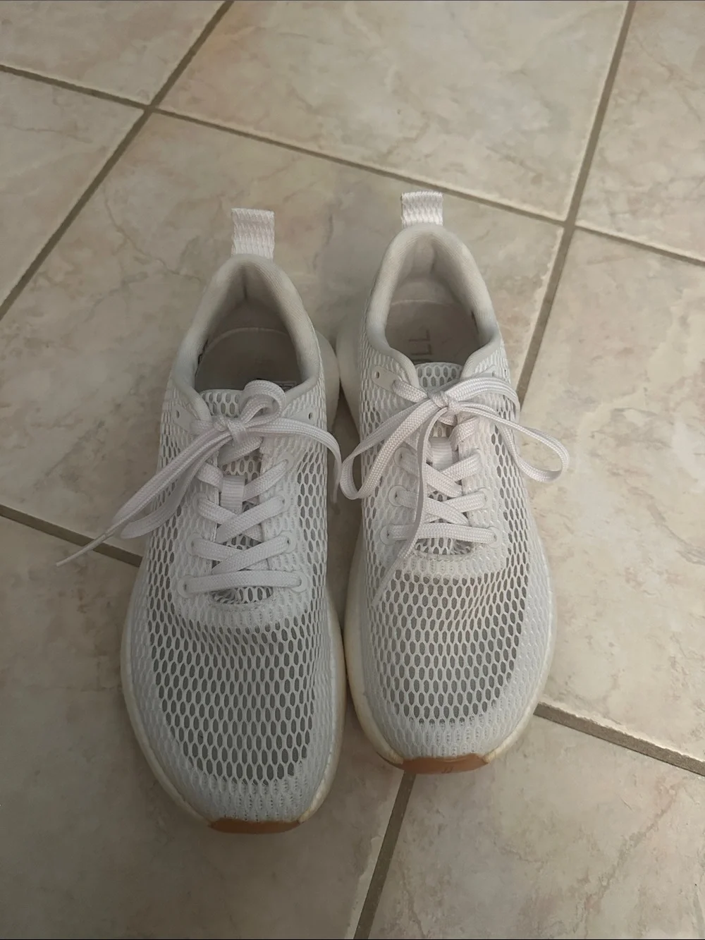 Women’s NOBULL Drive 2 Lightweight White Mesh Sneakers size 8